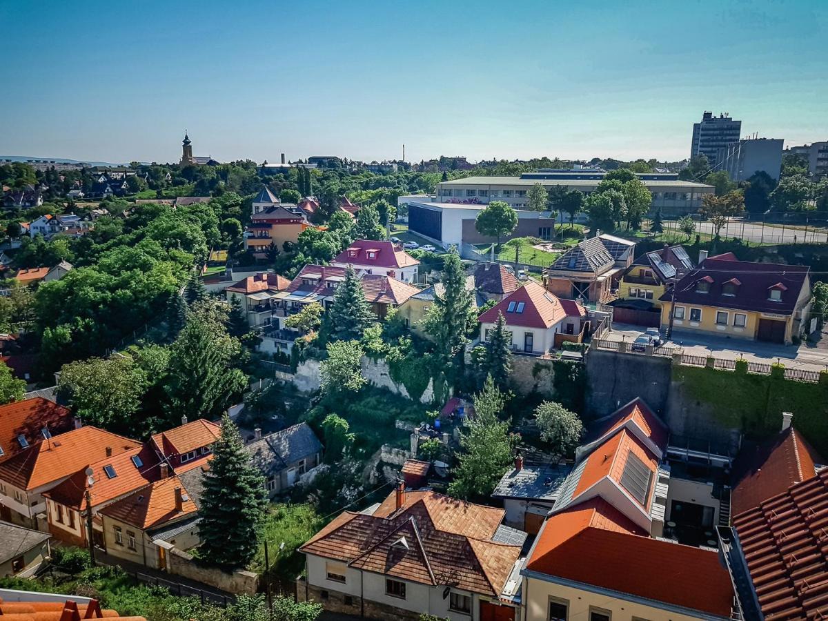 Tuztorony Apartman Веспрем Екстер'єр фото